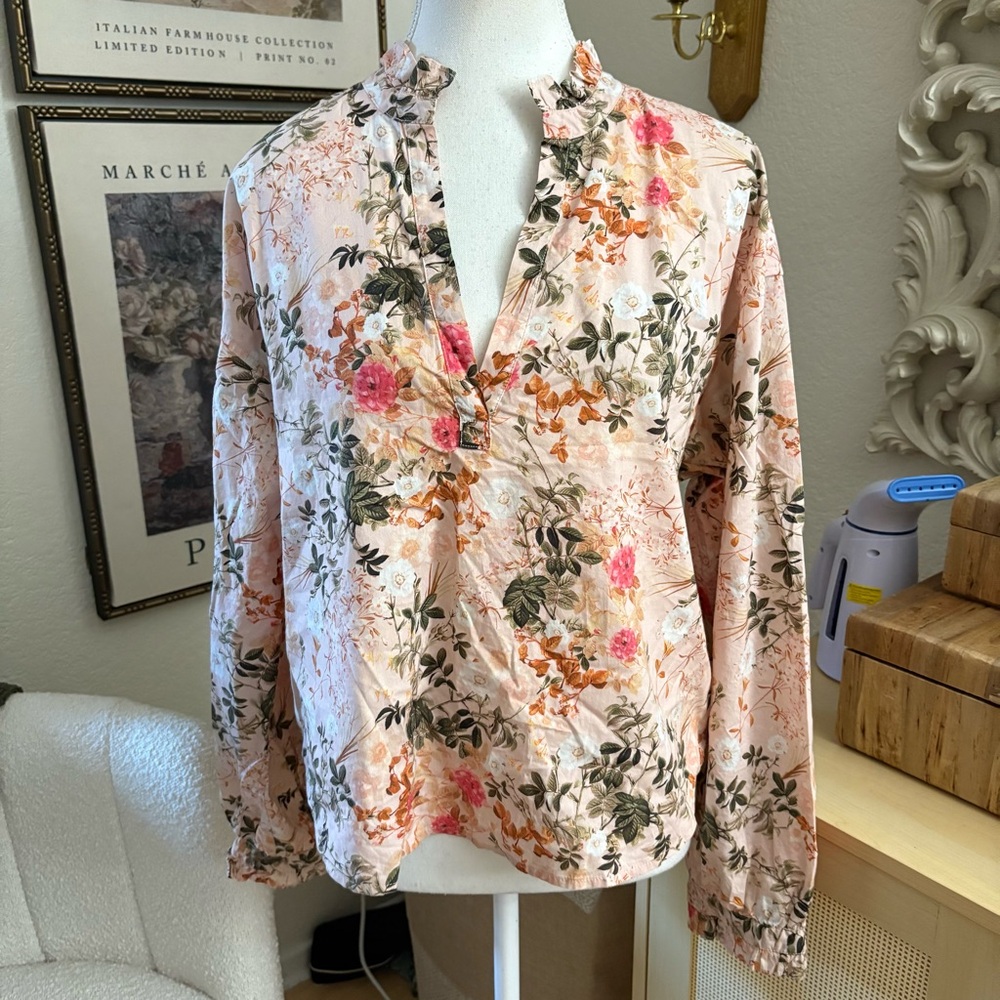 AMO Pima Cotton‎ Floral Top Size Small